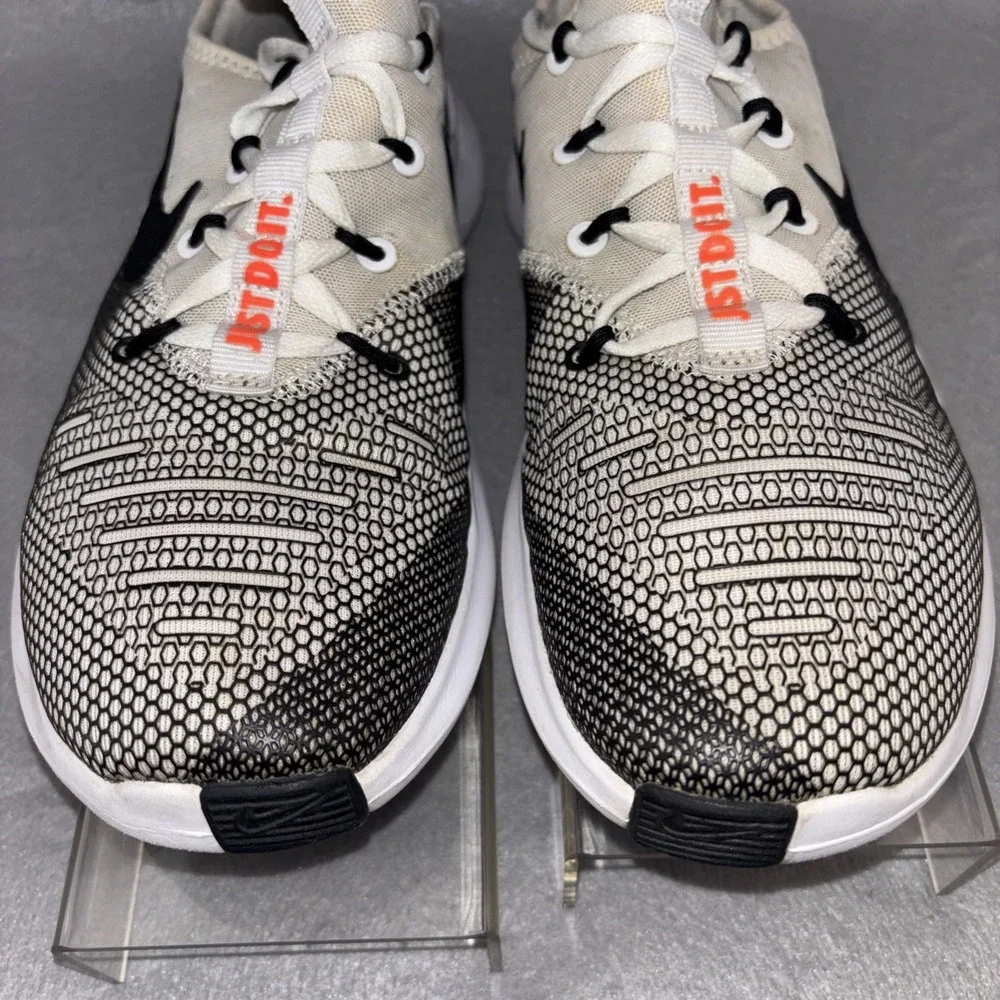 Nike Free TR 8 942888-101 White Black Total Crimson Trainers Women's US 8.5 EUC